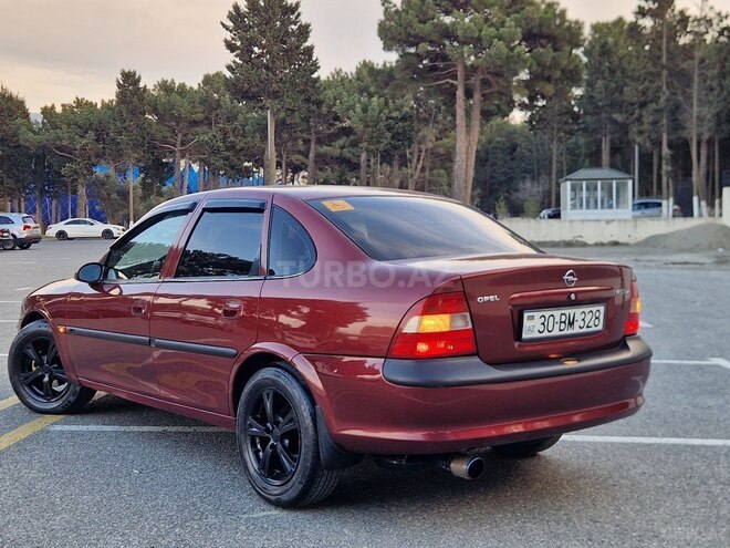 Opel Vectra 1997, 272,615 km - 1.6 l - Sumqayıt