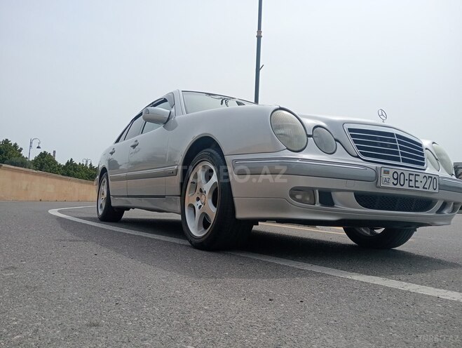 Mercedes E 270 2000, 348,000 km - 2.7 l - Bakı