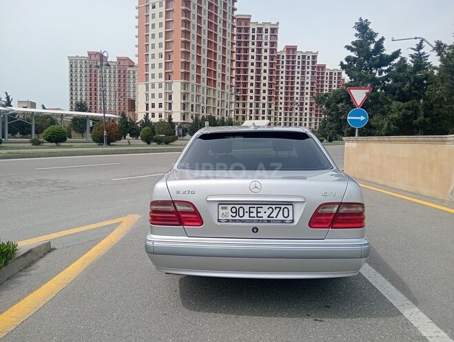 Mercedes E 270 2000, 348,000 km - 2.7 l - Bakı