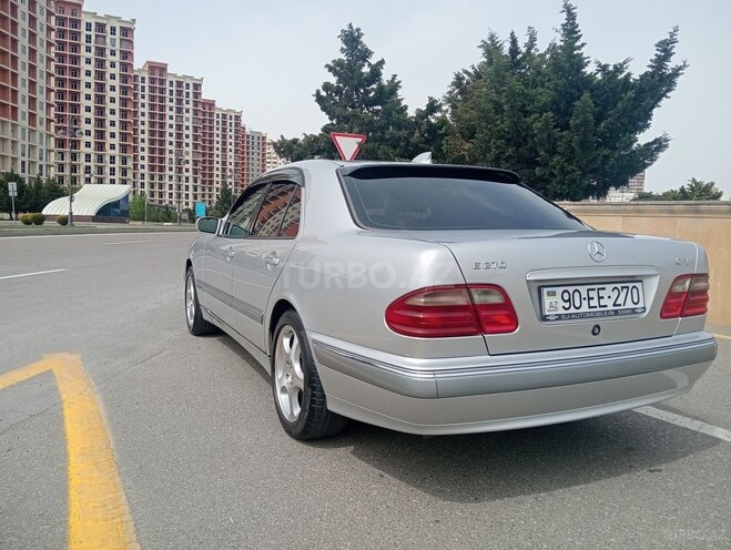 Mercedes E 270 2000, 348,000 km - 2.7 l - Bakı