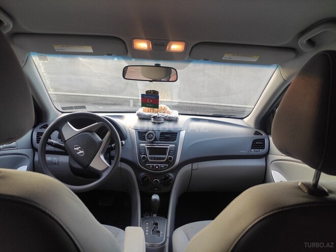 Hyundai Accent 2017, 177,028 km - 1.6 l - Bakı