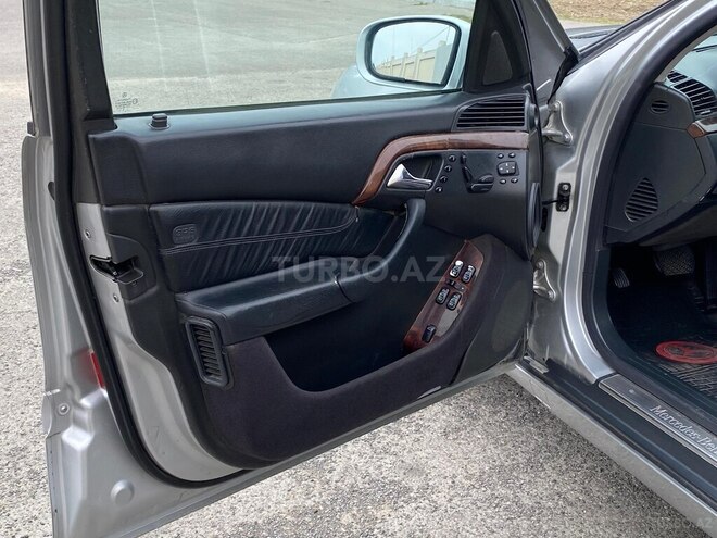 Mercedes S 320 1999, 243,000 km - 3.2 l - Sumqayıt