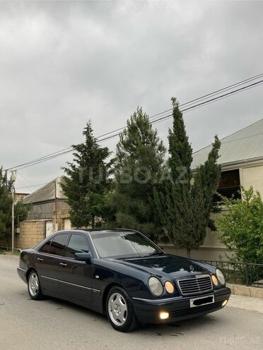 Mercedes E 230 1997, 420,000 km - 2.3 l - Bakı