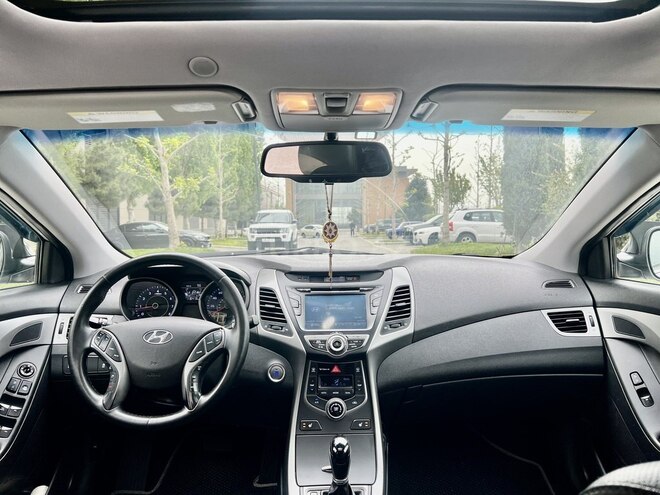 Hyundai Elantra 2015, 116,413 km - 1.8 l - Bakı