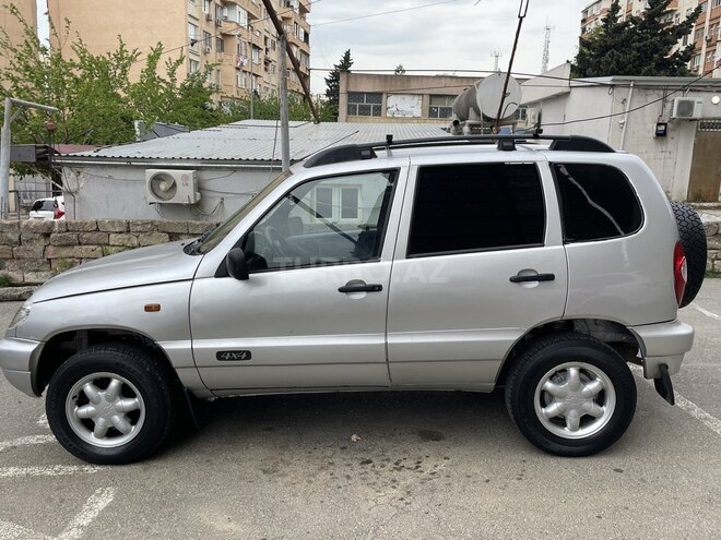 Chevrolet Niva 2004, 214,571 km - 1.7 л - Bakı