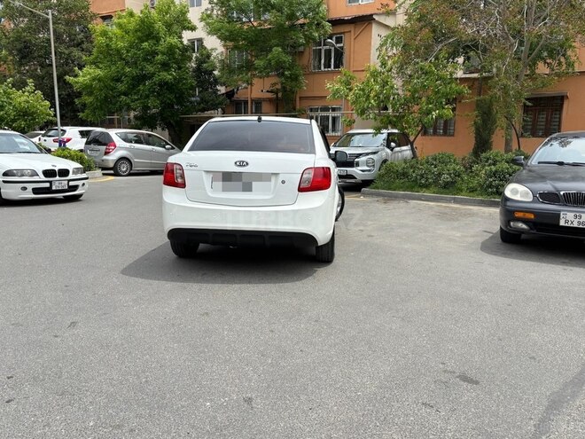 Kia Rio 2010, 186,000 km - 1.4 l - Bakı