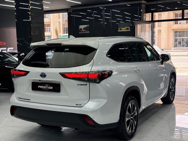 Toyota Highlander 2021, 60,000 km - 2.5 l - Bakı