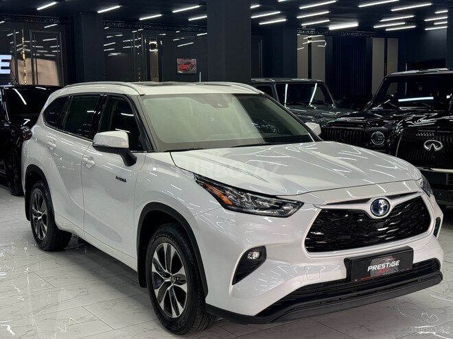 Toyota Highlander 2021, 60,000 km - 2.5 l - Bakı