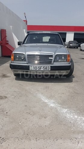 Mercedes E 320 1993, 411,000 km - 3.2 л - Bakı