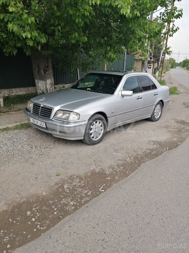 Mercedes C 220 d 1997, 714,039 km - 2.2 l - Beyləqan