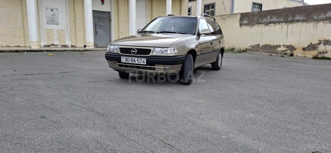 Opel Astra 1996, 517,000 km - 1.6 l - Bakı