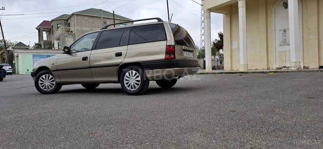 Opel Astra 1996, 517,000 km - 1.6 l - Bakı