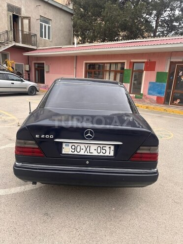 Mercedes E 200 1993, 537,542 km - 2.0 l - Bakı