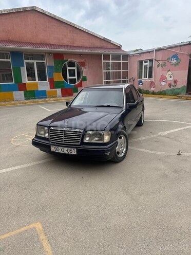 Mercedes E 200 1993, 537,542 km - 2.0 l - Bakı