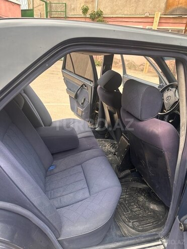 Mercedes E 200 1993, 537,542 km - 2.0 l - Bakı