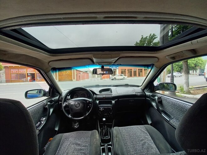 Opel Astra 1996, 18,000 km - 1.6 l - Şəki