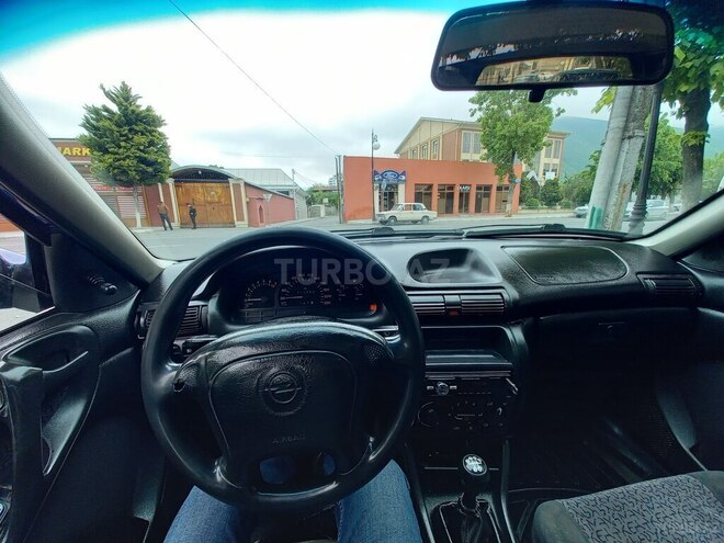 Opel Astra 1996, 18,000 km - 1.6 l - Şəki