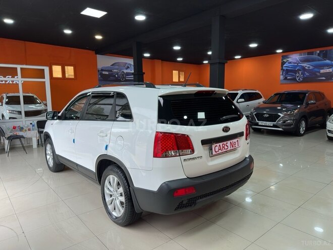 Kia Sorento 2011, 182,000 km - 2.0 l - Sumqayıt