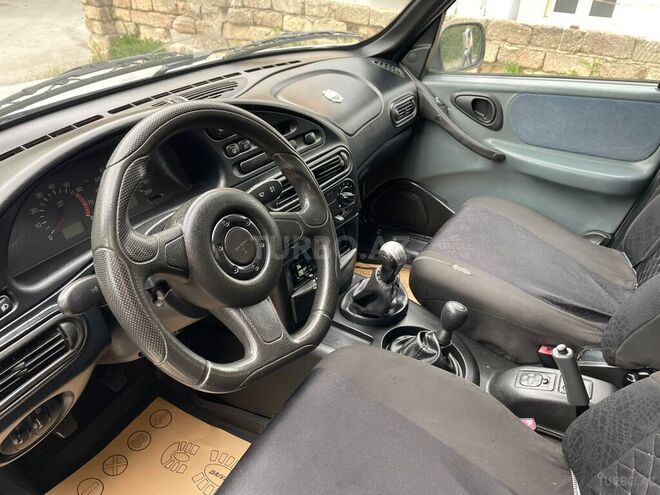 Chevrolet Niva 2004, 214,571 km - 1.7 л - Bakı