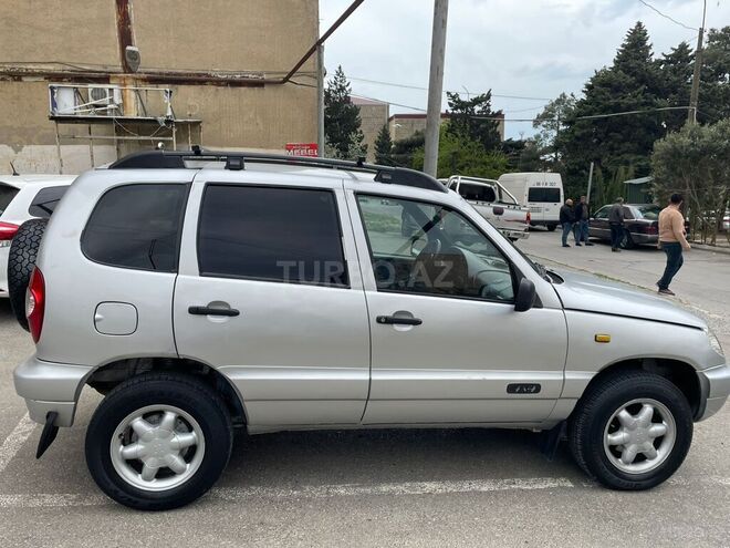 Chevrolet Niva 2004, 214,571 km - 1.7 л - Bakı
