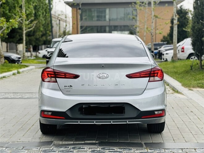 Hyundai Elantra 2019, 57,000 km - 2.0 l - Bakı