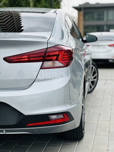 Hyundai Elantra 2019, 57,000 km - 2.0 l - Bakı