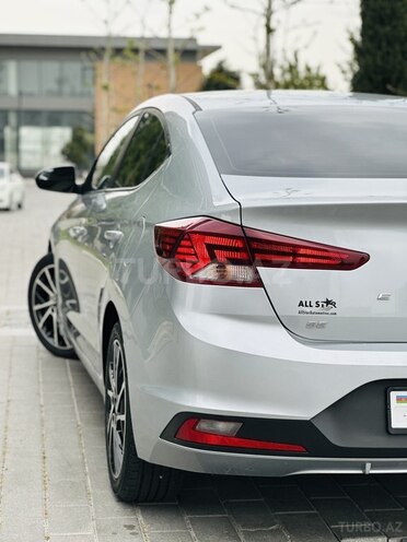 Hyundai Elantra 2019, 57,000 km - 2.0 l - Bakı