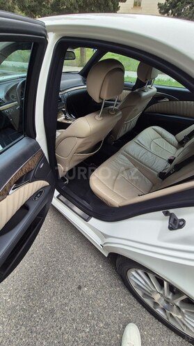 Mercedes E 280-13