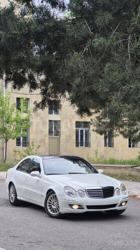 Mercedes E 280-2