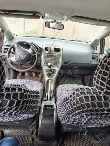 Toyota Auris 2008, 300,000 km - 1.4 л - Gəncə