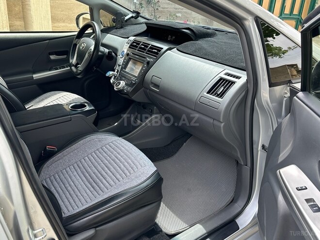 Toyota Prius V 2012, 128,000 km - 1.8 л - Bakı