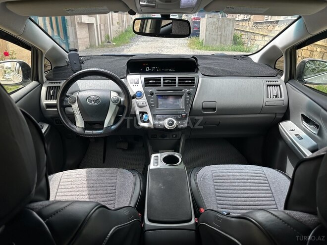 Toyota Prius V 2012, 128,000 km - 1.8 л - Bakı