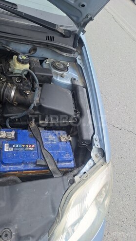 Toyota Corolla 2006, 217,000 km - 1.4 l - Qəbələ
