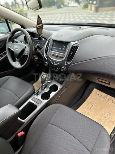Chevrolet Cruze 2017, 143,000 km - 1.4 л - Gəncə