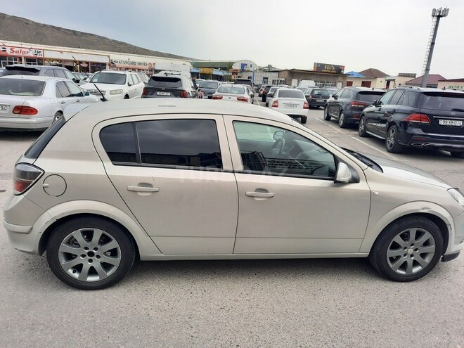 Opel Astra 2010, 322,581 km - 1.3 л - Bakı