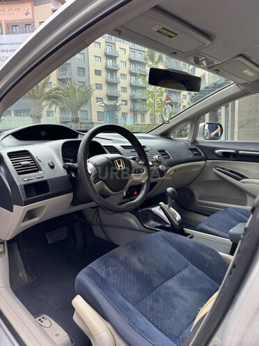 Honda Civic 2006, 350,000 km - 1.3 l - Bakı