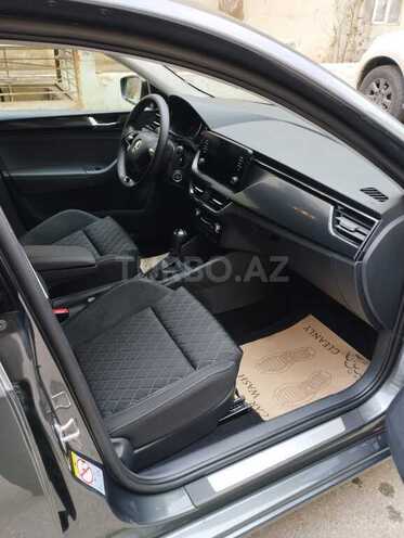 Skoda Rapid 2021, 63,000 km - 1.6 l - Bakı