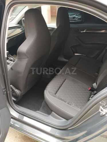 Skoda Rapid 2021, 63,000 km - 1.6 l - Bakı