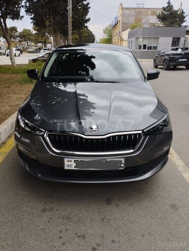 Skoda Rapid 2021, 63,000 km - 1.6 l - Bakı