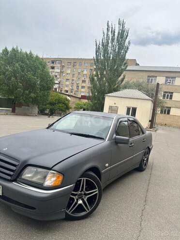 Mercedes C 240 1998, 398,000 km - 2.4 l - Bakı