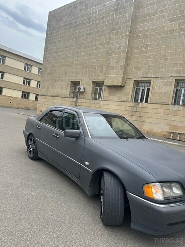 Mercedes C 240 1998, 398,000 km - 2.4 l - Bakı