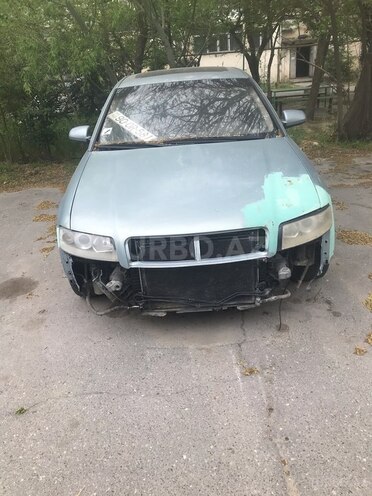 Audi A4 2002, 250,000 km - 2.4 l - Bakı