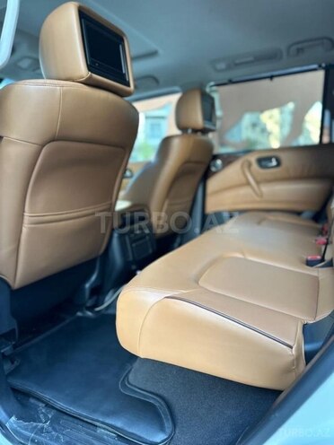 Nissan Patrol 2018, 110,000 km - 4.0 l - Bakı