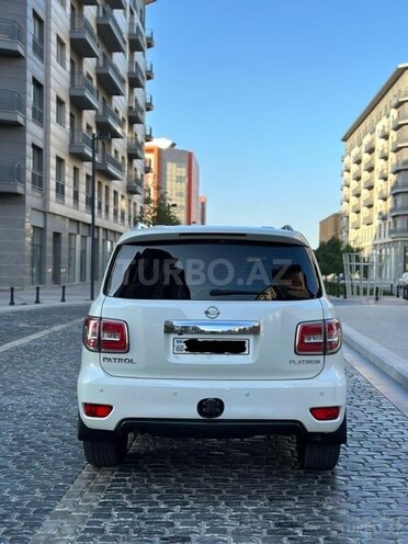 Nissan Patrol 2018, 110,000 km - 4.0 l - Bakı
