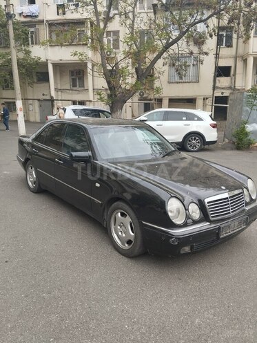 Mercedes E 240 1998, 275,000 km - 2.4 l - Bakı
