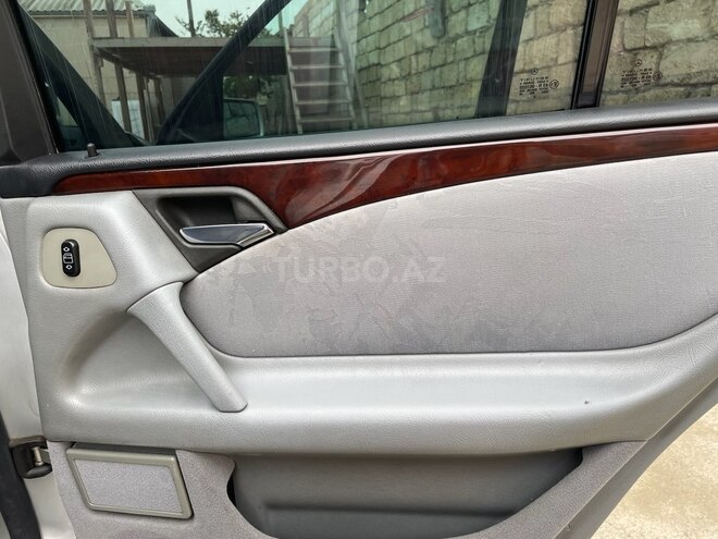 Mercedes E 280 1997, 237,694 km - 2.8 l - Sumqayıt