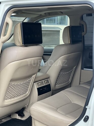 Toyota Land Cruiser 2012, 275,122 km - 4.0 l - Quba