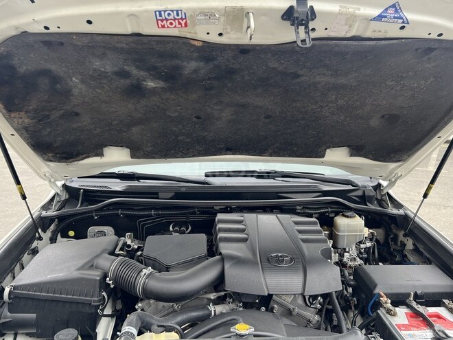 Toyota Land Cruiser 2012, 275,122 km - 4.0 l - Quba