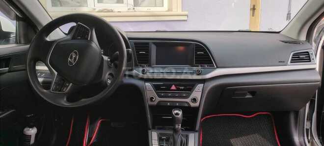 Hyundai Elantra 2017, 145,000 km - 2.0 л - Bakı