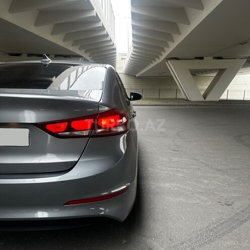 Hyundai Elantra 2017, 98,000 km - 2.0 л - Bakı
